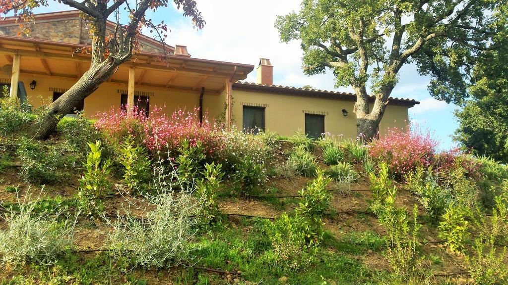 Agriturismo Sugheretello Semproniano Bagian luar foto