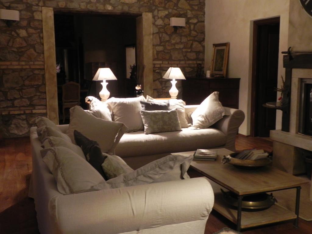 Agriturismo Sugheretello Semproniano Bagian luar foto