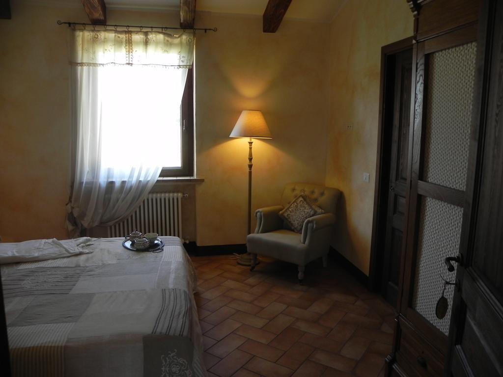 Agriturismo Sugheretello Semproniano Ruang foto