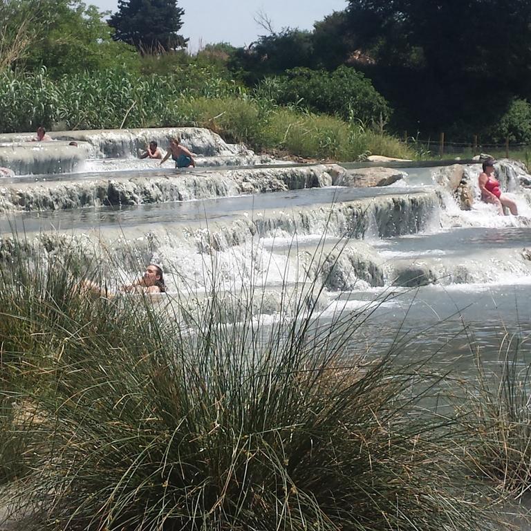 Agriturismo Sugheretello Semproniano Bagian luar foto